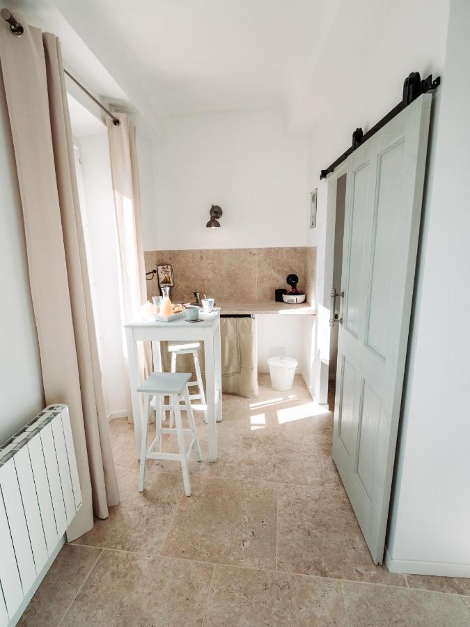 La Maison Bourgeoise - Adults Only Hotel Pourrieres Esterno foto
