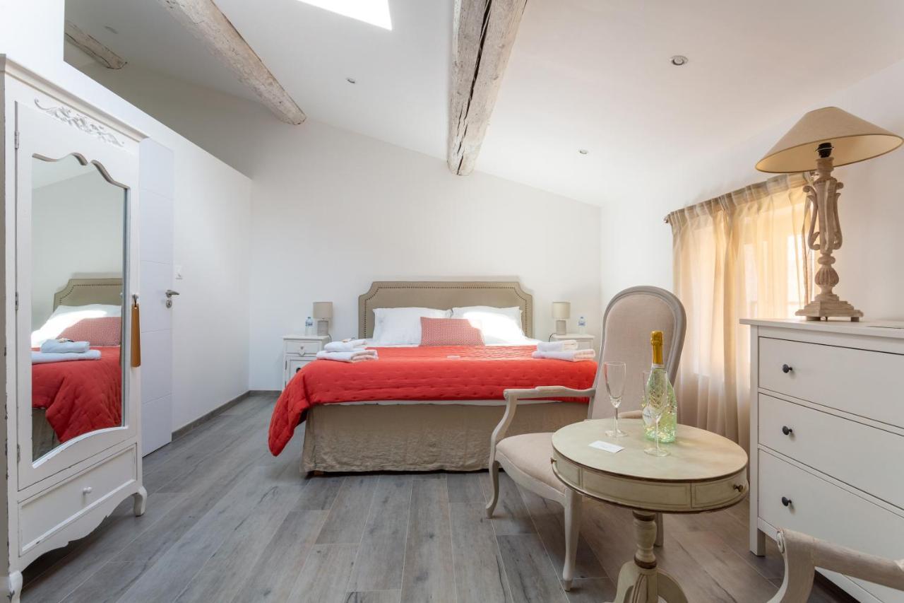 La Maison Bourgeoise - Adults Only Hotel Pourrieres Esterno foto